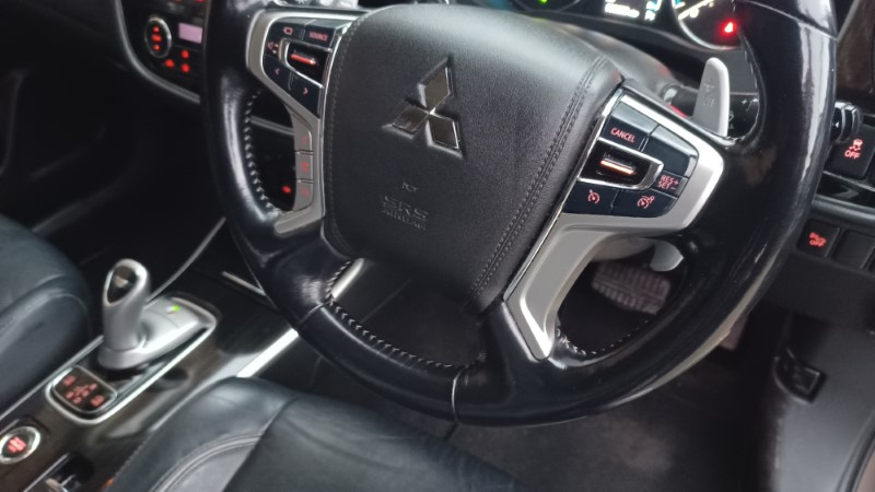 Mitsubishi Outlander Phev For Sale (11)
